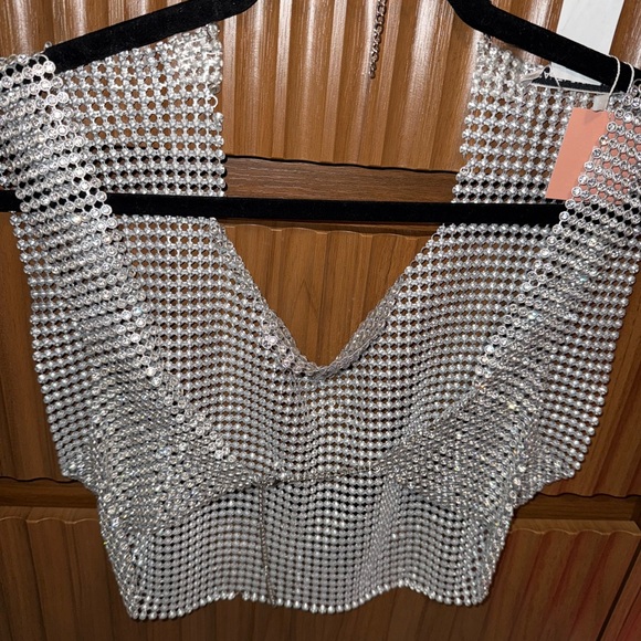 NEW NWT Miss Lola Shimmering‎ Silver Top One Size over new - Picture 5 of 6